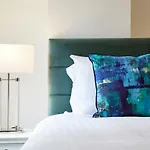 Redcliffe Parade No11 I Centre Apartment