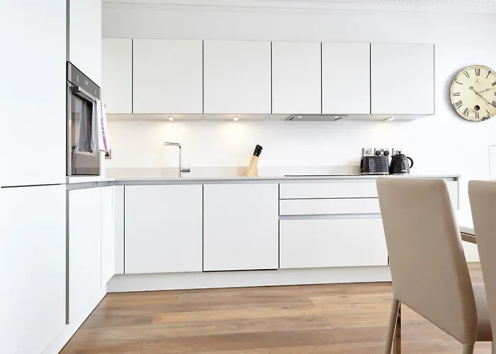 Redcliffe Parade No11 I Centre Apartment Bristol