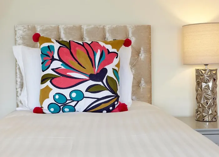 Апартаменти Redcliffe Parade No11 I Centre