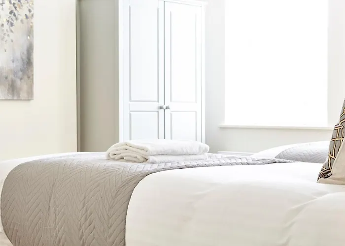 Apartament Redcliffe Parade No11 I Centre